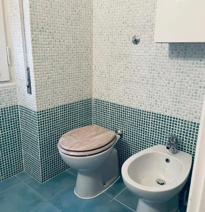 Double Room - Via Dei Mille - Monte Grappa-1